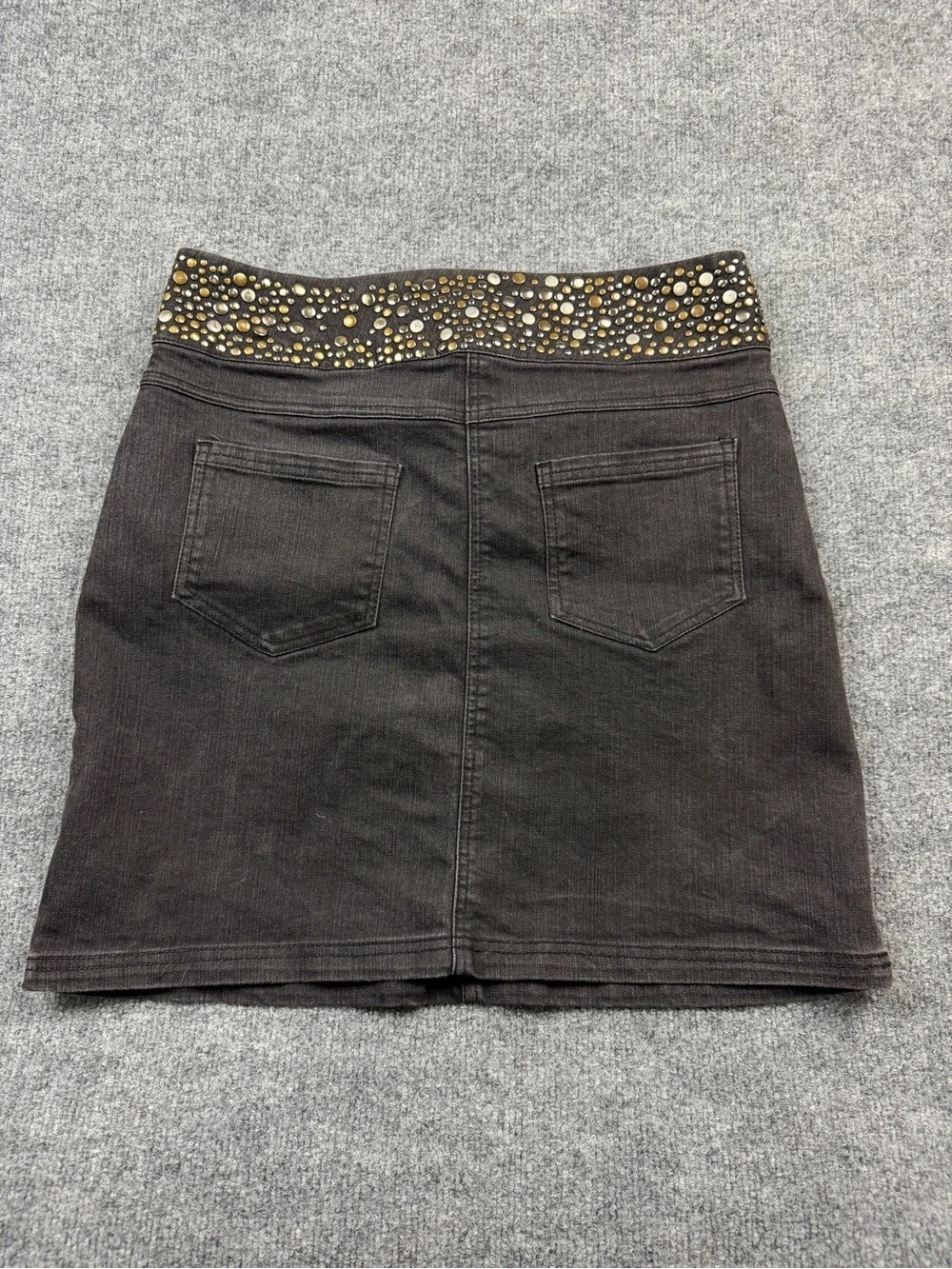 Women’s Black Studded Jean Skirt Grunge Distressed Black Y2K Sz 10